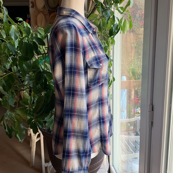 Hollister Pastel Plaid Flannel Shirt Sz M - Picture 3 of 11